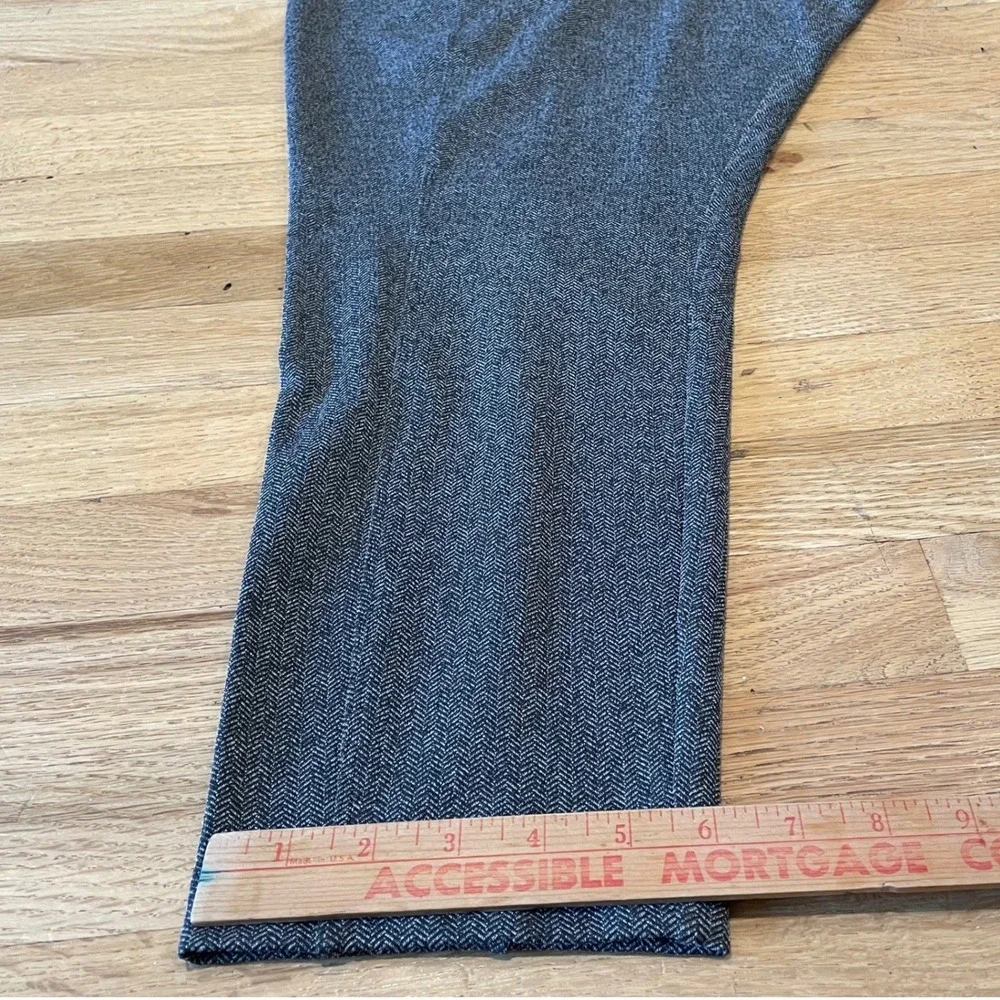 Womens Gray Capri Leggings Althleta Delancy Herringbone Athleisure Quiet Luxury - Picture 9 of 13